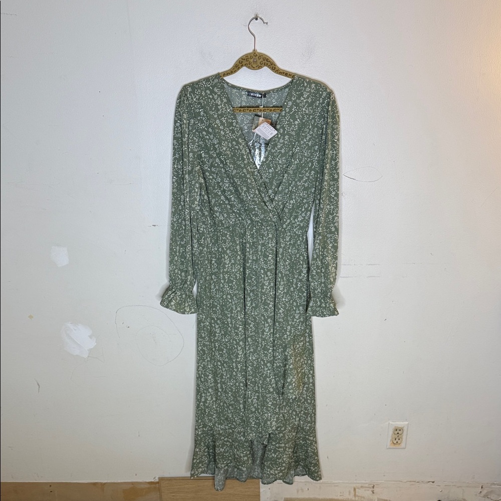 BTFBM Floral Green and White Faux Wrap Polyester Blend Long Sleeve Dress Size XL
